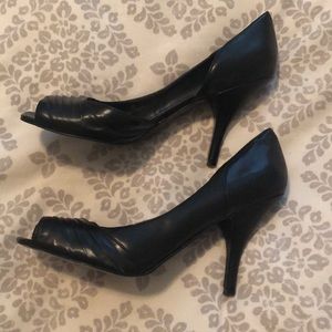 Nine West black open toe heels, sz 8.5